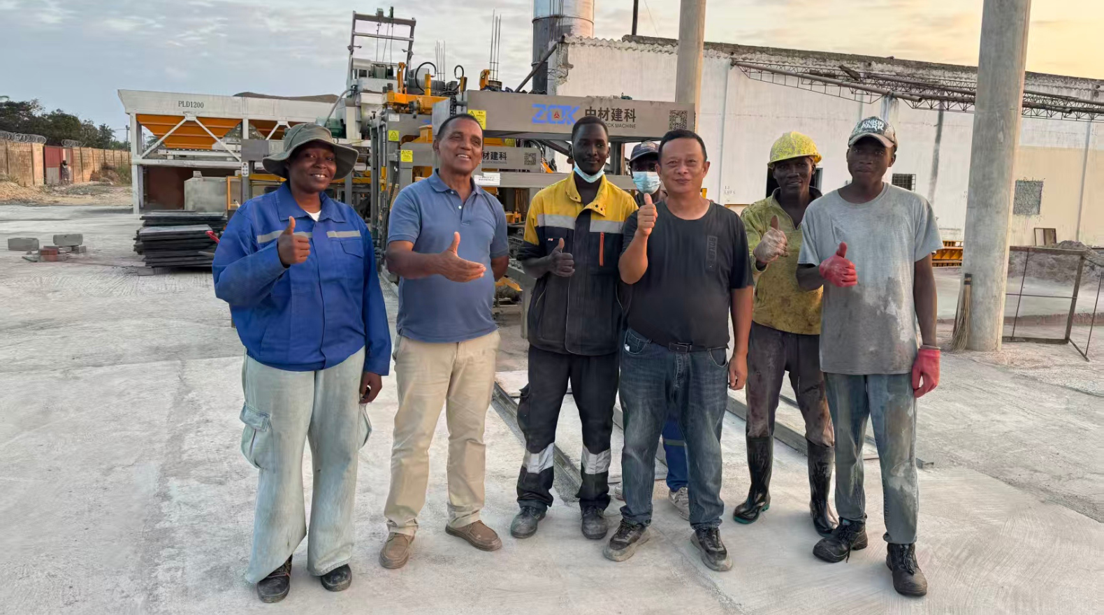 Máquina Bloquera ZCJK en Mozambique